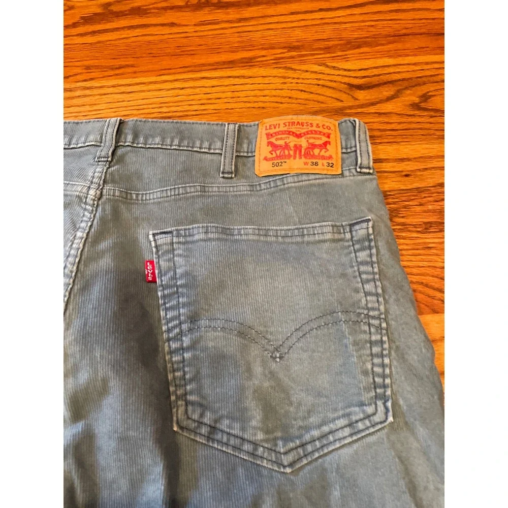 Levis mens levi